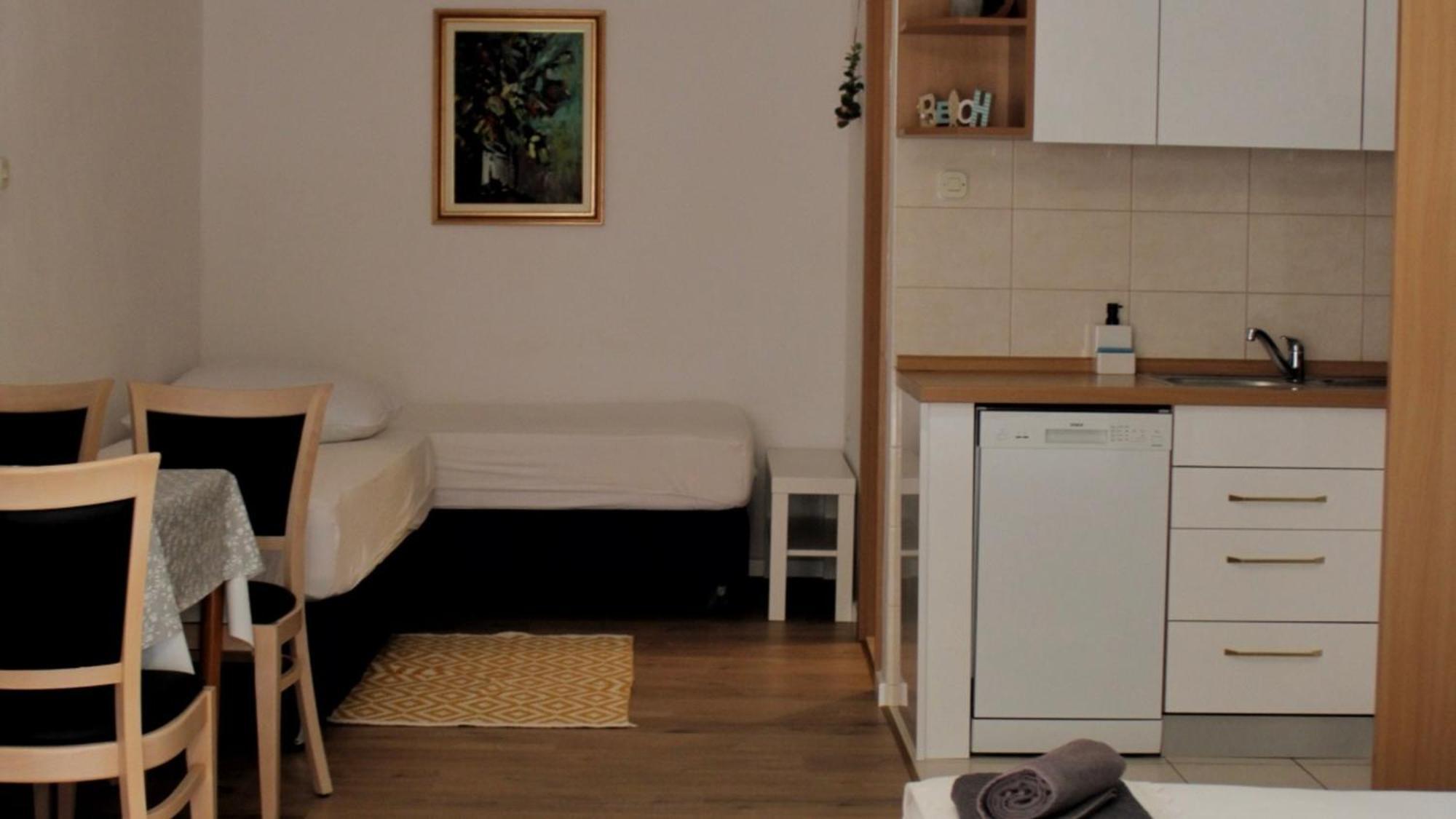 Studio Laura-Spacious Studio On The Main Beach Μακάρσκα Εξωτερικό φωτογραφία
